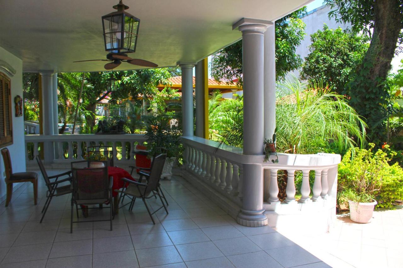 Ross Char Hotel Asuncion Ngoại thất bức ảnh
